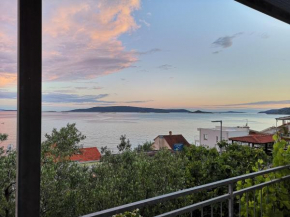 Hugh luxury house with 3 big terrace and sea view